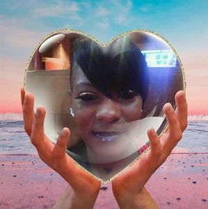 Meet your Posher, Jacqueline